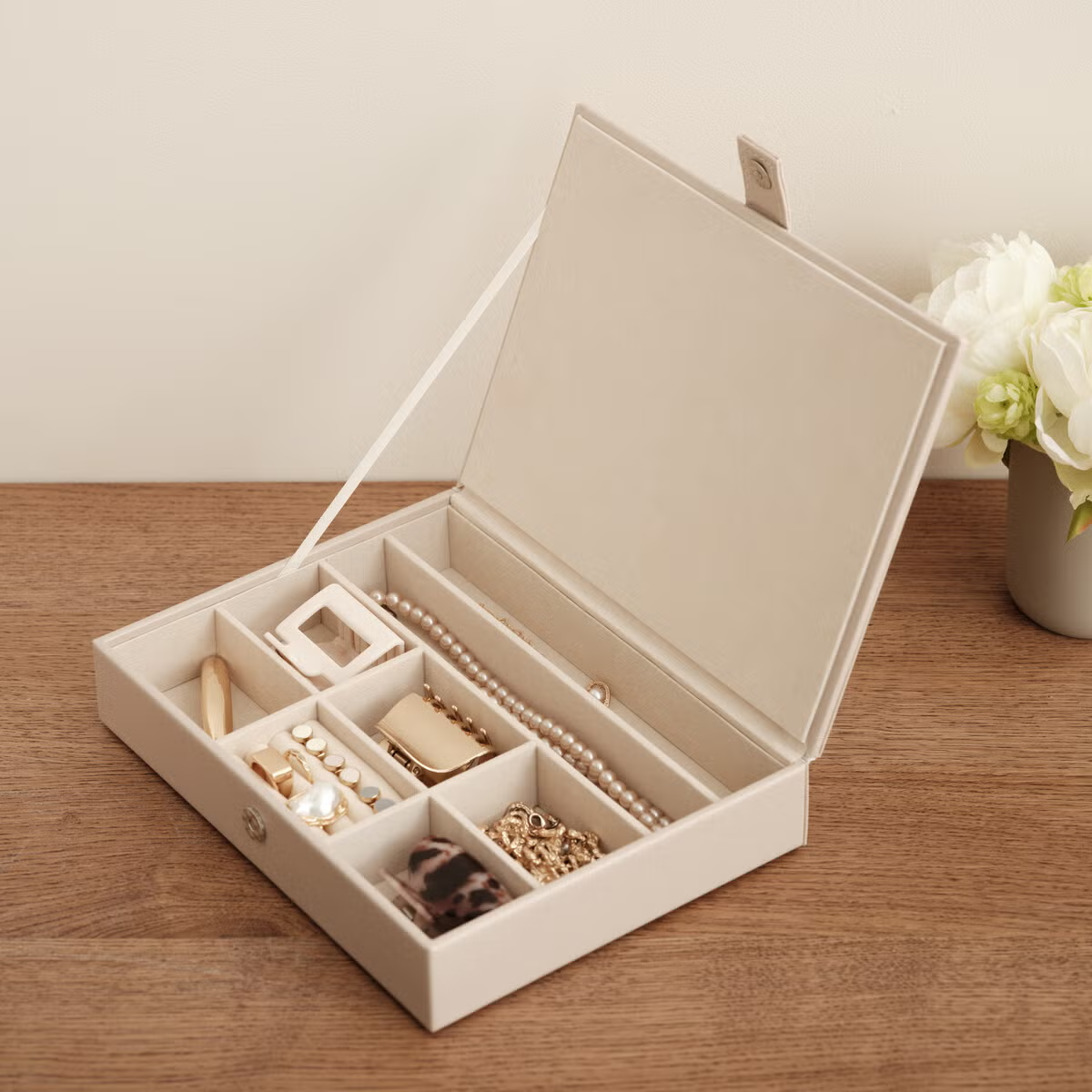 Se all smyckesförvaring