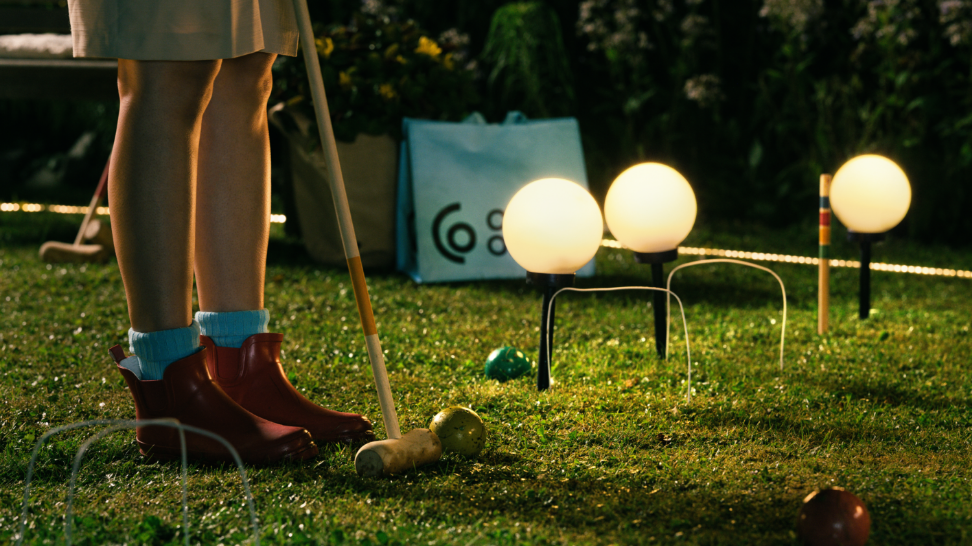  Lys opp det du er glad i med sollys. Oppdag smart solcellebelysning.