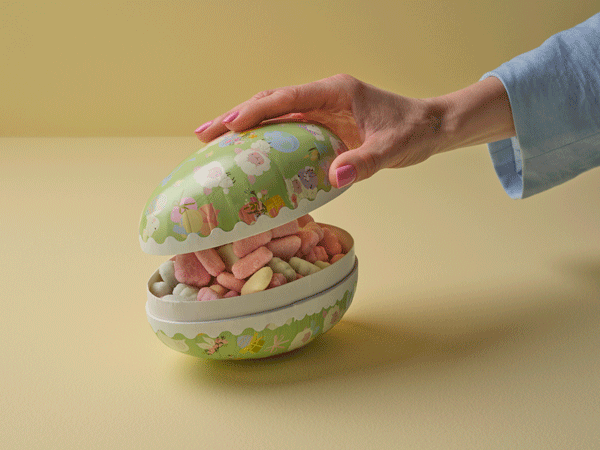 Fyll ägget med påskgodis