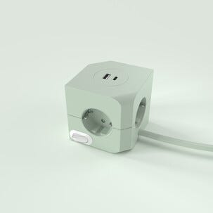 Cube Jatkojohto kuutio, USB-A, USB-C ja virtakytkin