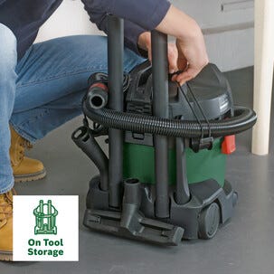 Bosch UniversalVac 15 grovdammsugare med tillbehör