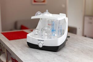 Baby Brezza SuperFast Sterilizer Dryer flaskesterilisator og -tørker