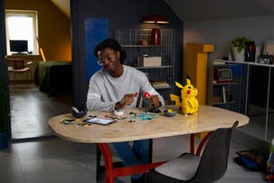 LEGO Pokémon Pikachu og pokéball 72152, 18 år