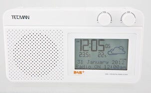 DAB+/FM-radio med værstasjon