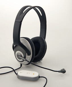 Kuulokemikrofoni, jossa USB-liitäntä