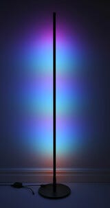 Gulvlampe RGB med effektfullt lys og fjernkontroll Cotech