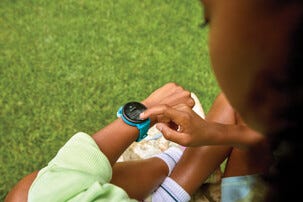 Garmin Bounce 2 GPS-klocka och smartklocka barn