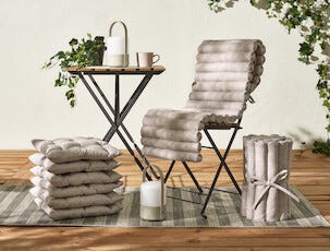 Solcellelampe med bærehåndtak og USB, Northlight