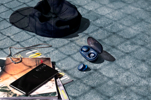 Trådlösa hörlurar Sony WF-XB700