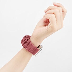 Anmiki Satin Apple Watch scrunchie klokkereim 38, 40, 41 mm