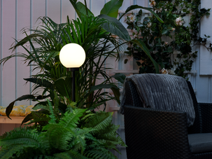 Solcellelampe med markspyd, 75 cm