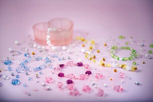 Playbox Askartelusetti Rannekoru, pastelli, yli 5-vuotiaille