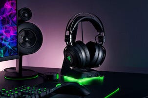 Pelikuulokkeet Razer Nari