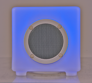 Kaiutin, jossa LED-valo