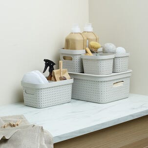 Lokk Neat til oppbevaringskurv av resirkulert plast, 36 x 27 cm