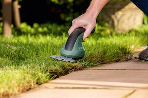 Bosch EasyShear 3,6 V, multitrimmer