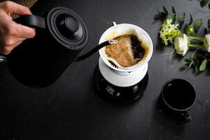 Wilfa Black Pour vattenkokare, WSPOK-1000B