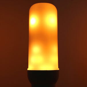 Flammande lampa LED E14