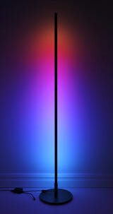 Gulvlampe RGB med effektfullt lys og fjernkontroll Cotech