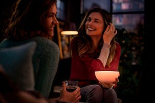 LED-pöytävalaisin Philips Hue Go