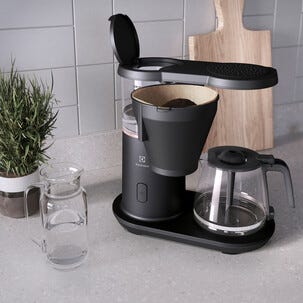 Electrolux Explore 7 kaffetrakter, 9 kopper, svart