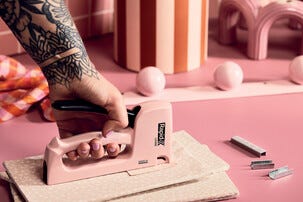 Rapid R13 Ljung häftpistol, rosa