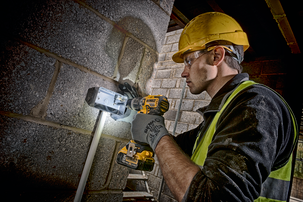 Dewalt DCD796P2 drill