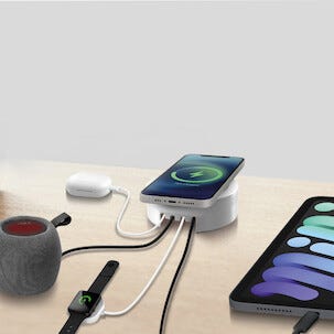 SBS 5 i 1 Qi-laddare med 2 x USB-A och 2 x USB-C