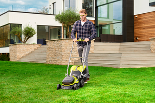 Keräävä akkuruohonleikkuri 18 V Ryobi RY18LM37A-240