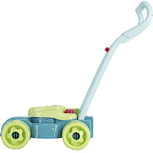 Lasten ruohonleikkuri ja saippuakuplakone