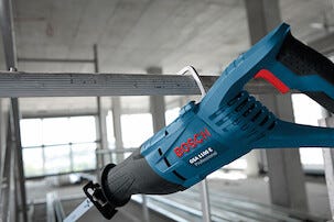Bosch Professional GSA 1100 E bajonettsag