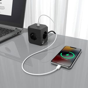 Cube Jatkojohto kuutio, USB-A, USB-C ja virtakytkin