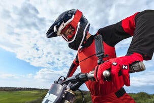 Insta360 X5 Essentials Bundle actionkamera med tillbehör