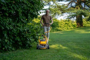 Stiga 547e S Kit selvgående gressklipper 1 batteri 48 V