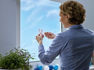 Självhäftande krokar Tesa