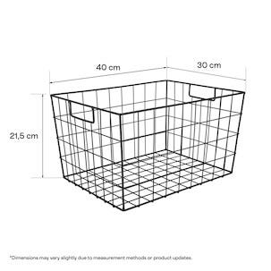 Trådkorg i svart metall