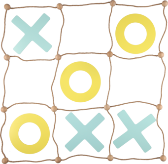 Tre i rad i trä, utomhus, från 3 år