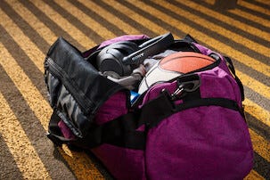 Sony ULT Wear trådlösa over ear hörlurar ANC
