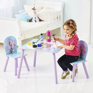 Frozen, bord og stoler