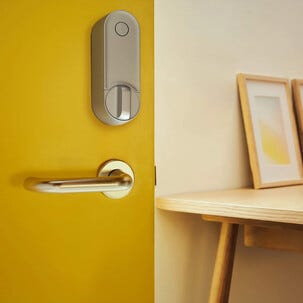 Yale Linus L2 smartlås med Yale Dot, ytterdörr