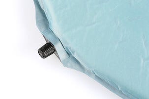 Självuppblåsande liggunderlag