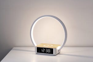 Digitaalinen herätyskello Wake-up Light, herätysvalo ja Qi