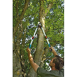 Teleskopisk grensax med sidoskär, Gardena Comfort 650BT