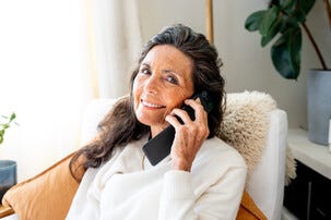 Doro Aurora A21 mobiltelefon för äldre, stora knappar