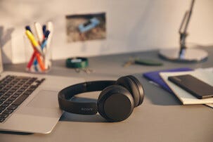 Sony WH-CH520 trådlösa on ear hörlurar