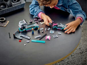 LEGO City Kilpa-auto ja autonkuljetusauto 60406, yli 6-vuotiaille