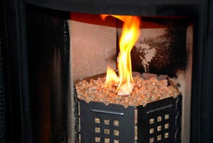 Pelletskorg för eldning