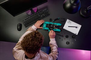 LEGO Technic Aston Martin Valkyrie 42208, från 9 år