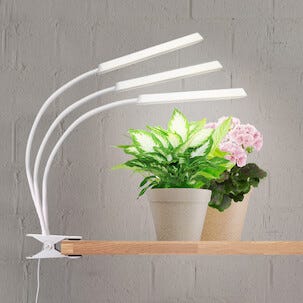 Kasvivalo LED 3 vartta ja nipistin