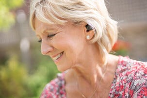 Doro HearingBuds hörlurar med ljudförstärkare